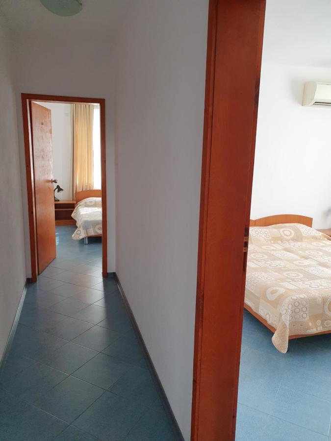 Family Hotel Maritime อัคโตโปล ภายนอก รูปภาพ